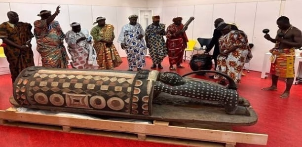 Afrique de l'Ouest : Le Parlement français autorise la restitution du tambour parleur à la Côte d’Ivoire