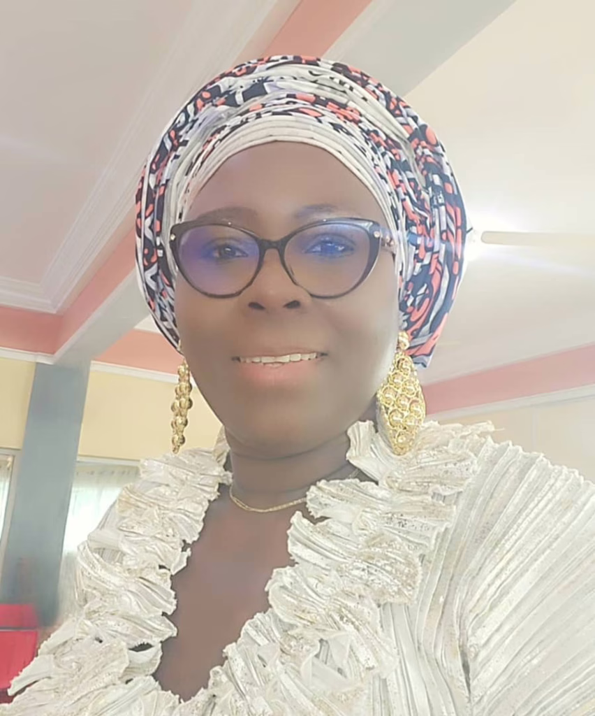 Chronique de Christhelle Houndonougbo Alioza : La Simplicité : Chemin de grandeur et d’humanité