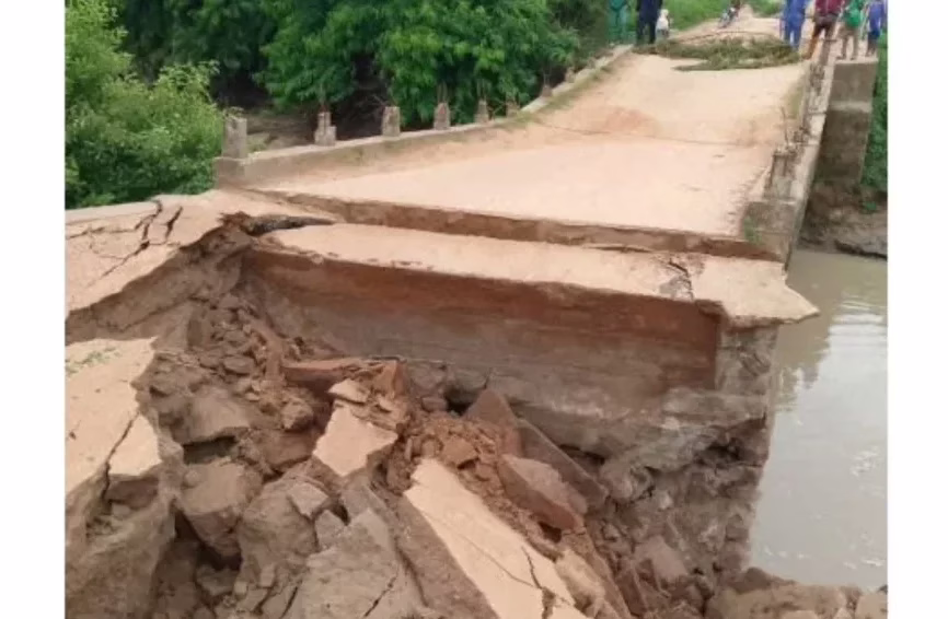 Bénin  : L’affaissement d’un pont crée des ennuis à la population de Kalalé 