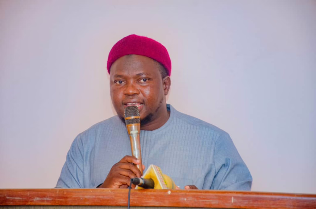 Mosquée d'Akassato dans la commune d'Abomey-Calavi : Dr Imam Chakirou Amoussou prêche sur la préservation des biens publics 