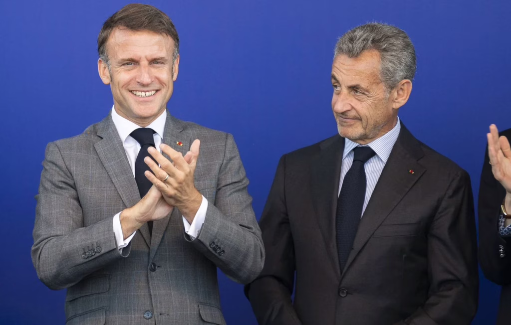 Quelques heures avant son incarcération : Emmanuel Macron a reçu Nicolas Sarkozy à l’Élysée  