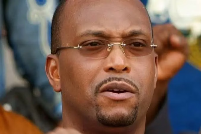 Tentative de coup d’état au Bénin : La réaction de l’ancien maire de Cotonou Léhady Soglo