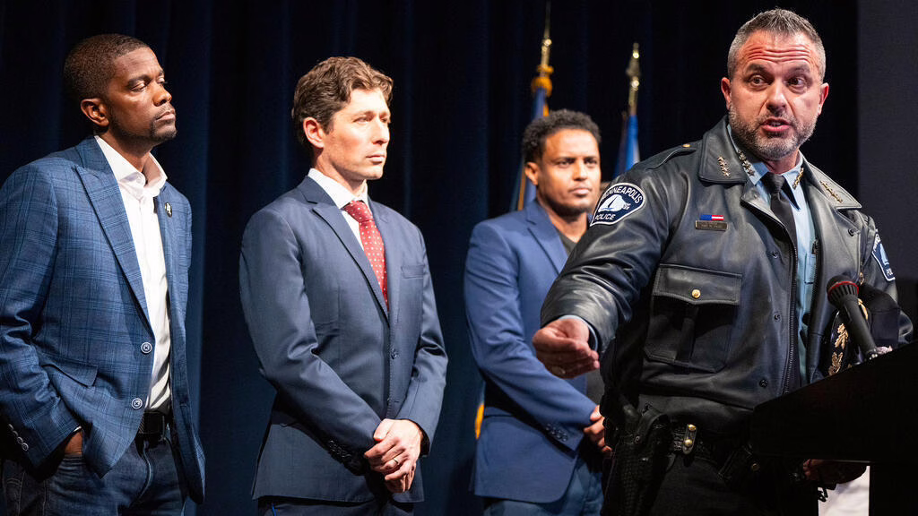 Injures de Trump, menaces d’expulsion : Dans le Minnesota, la communauté somalienne sous pression