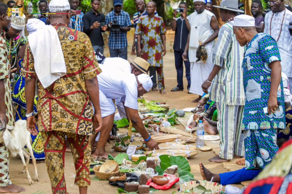 Vodun Days 2026 : Les rituels du Tofâ exécutés dans la forêt sacrée de Kpassè