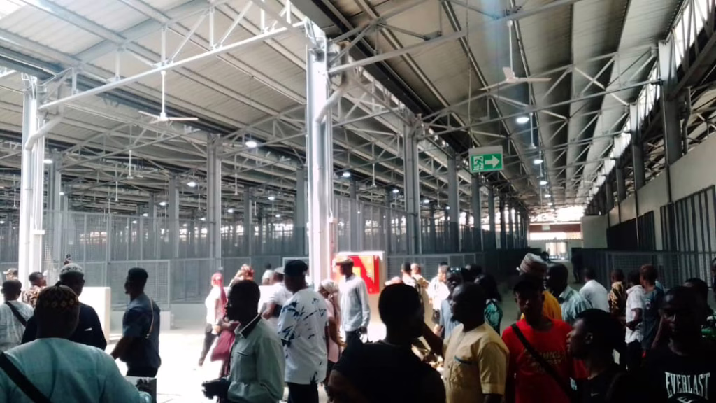 Infrastructures marchandes au Bénin : Le marché moderne de PK 3 Cotonou ouvert aux acteurs de la friperie
