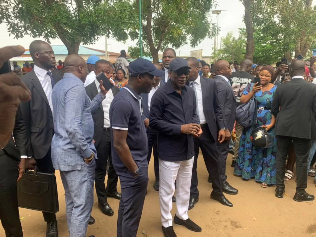 Patrice Talon, après avoir voté à l’EPP Charles Guillot de Zongo : « Sortez massivement accomplir votre devoir, chers concitoyens »