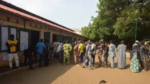 Élections législatives et communales au Bénin : L&rsquo;heure est au dépouillement après une journée de vote dans le calme