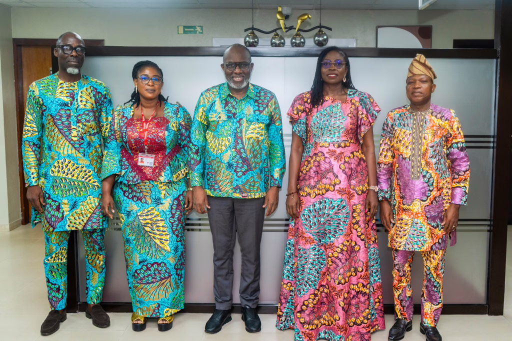 Journée internationale des droits de la femme : Le DG Hyppolyte Ebagnitchié  rend hommage à l’engagement des femmes de la Sbee