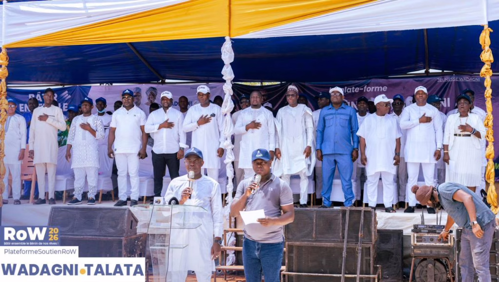 Géant meeting  des Mouvements et associations de la plateforme Soutien  Row : A Aplahoué, la grande mobilisation des électeurs lancée dans le Couffo