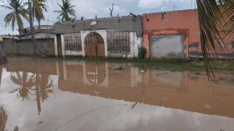 «Nous avons tout perdu dans l'eau» : La capitale du Togo également touchée par des inondations