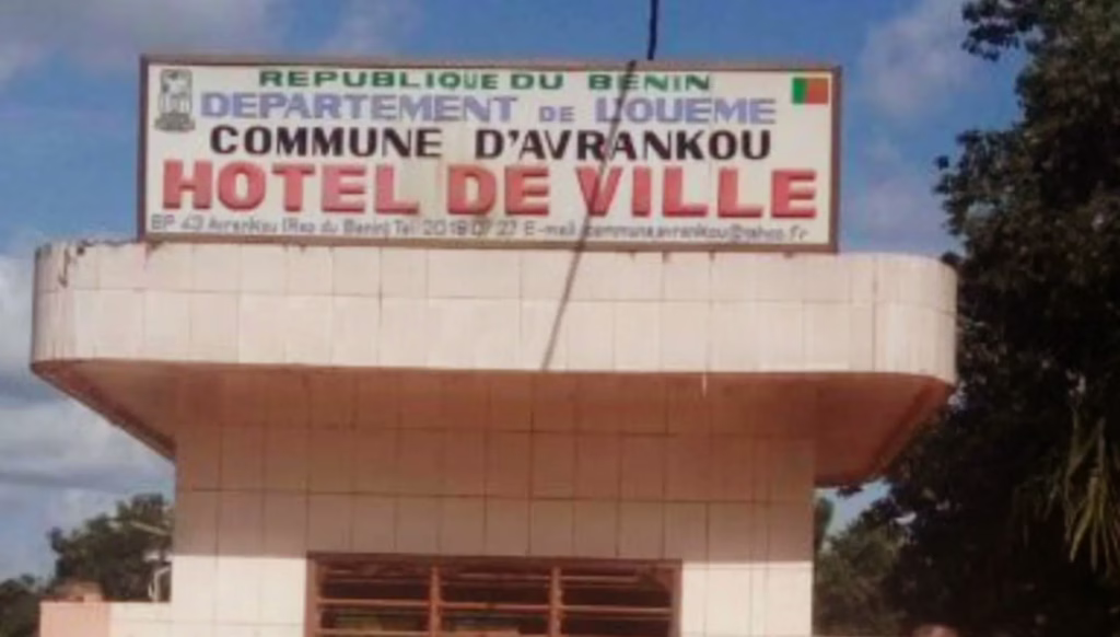 Insolite au Bénin : Un mort reprend connaissance quelques instants avant son inhumation