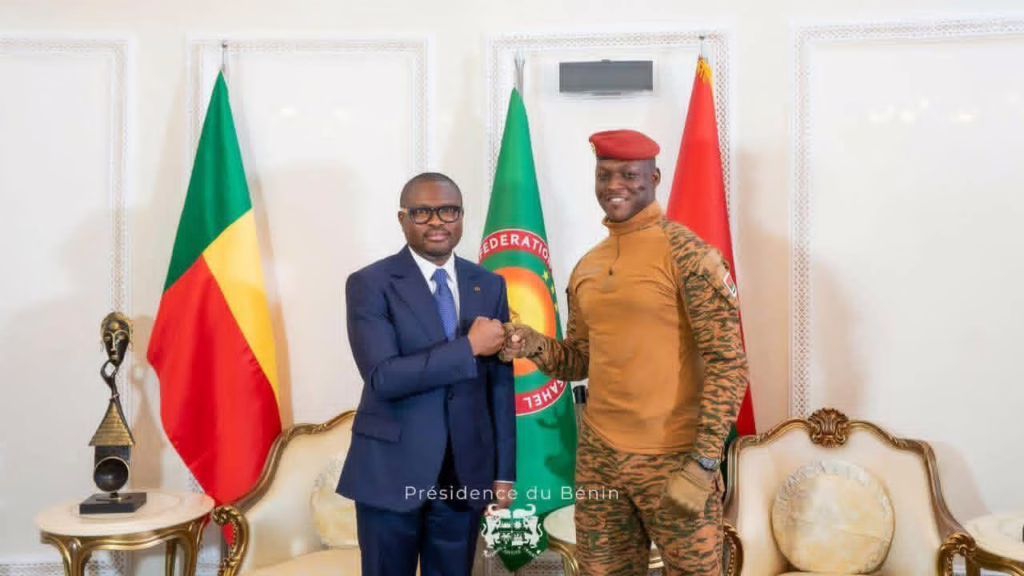 Coopération militaire : Le Bénin et le Burkina Faso lancent des patrouilles conjointes à Koualou