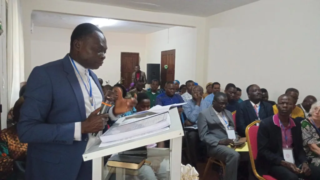 Soutenance de mémoire à Lomé au Togo : L’Apôtre Daniel Montcho obtient son Master en Théologie