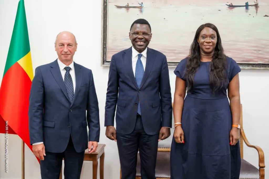 Sécurité documentaire : Djogbénou et des experts explorent une coopération universitaire entre le Bénin et le Canada