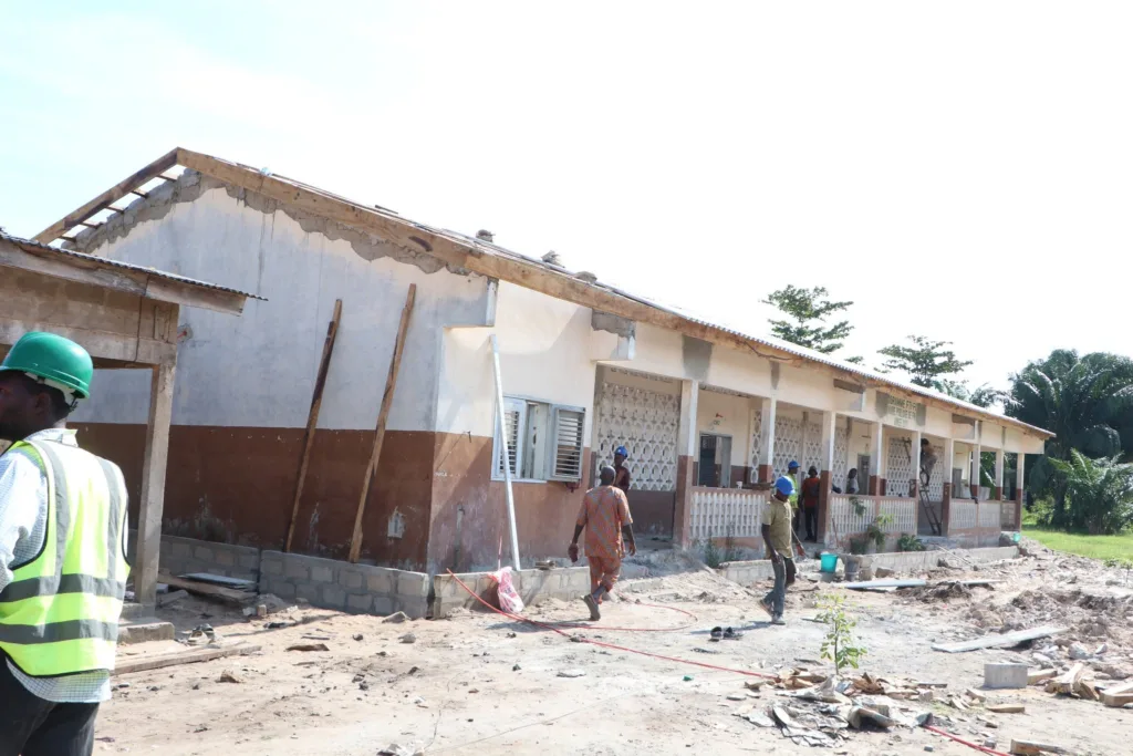 Rentrée scolaire 2026 -2027 : Le maire de Cotonou effectue une descente sur les chantiers de réhabilitation des écoles