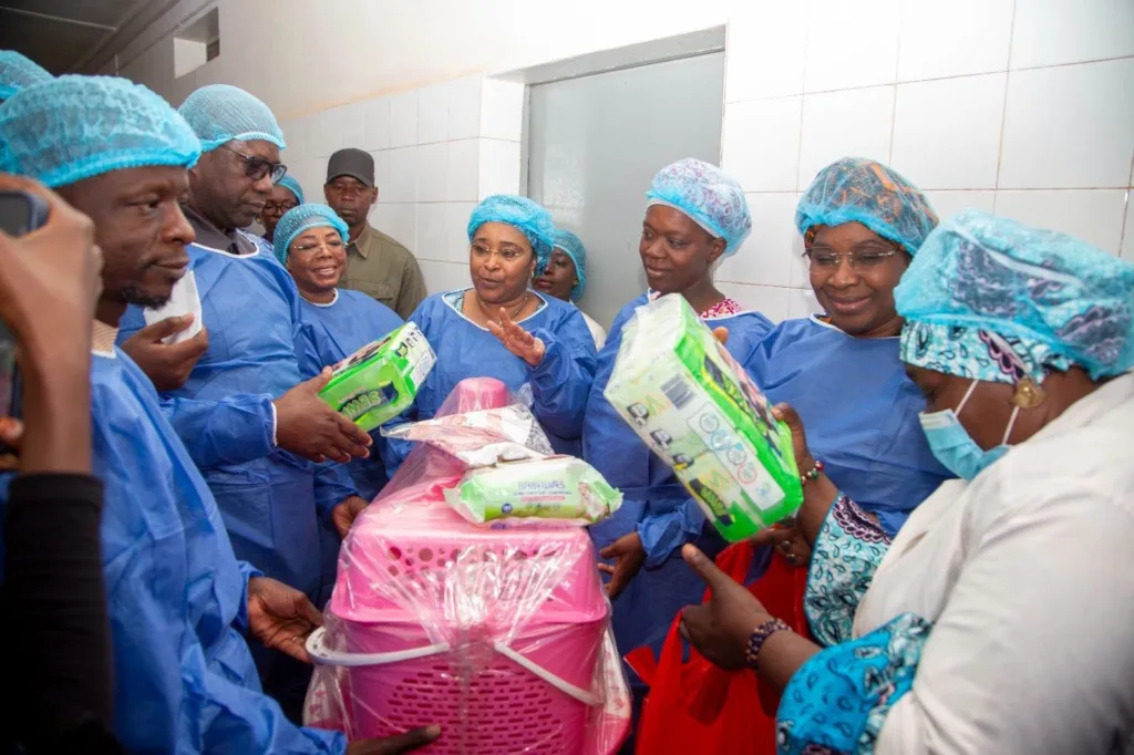 Mali : Des bébés siamois séparés par une opération chirurgicale à Bamako, une première pour le pays