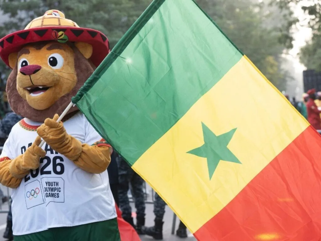 Sénégal : Critiques d&rsquo;un don de 500 millions de FCFA de la fondation de l’une des épouses de Diomaye Faye