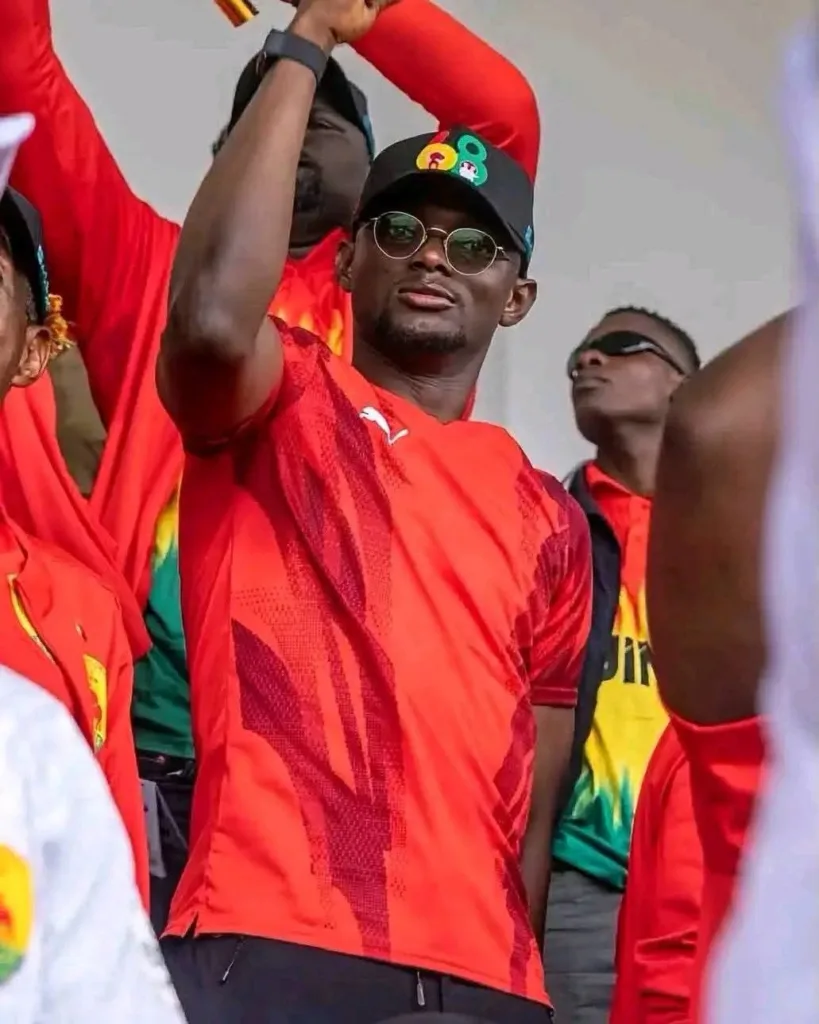 Fédération guinéenne de football: Mamady Doumbouya élu président