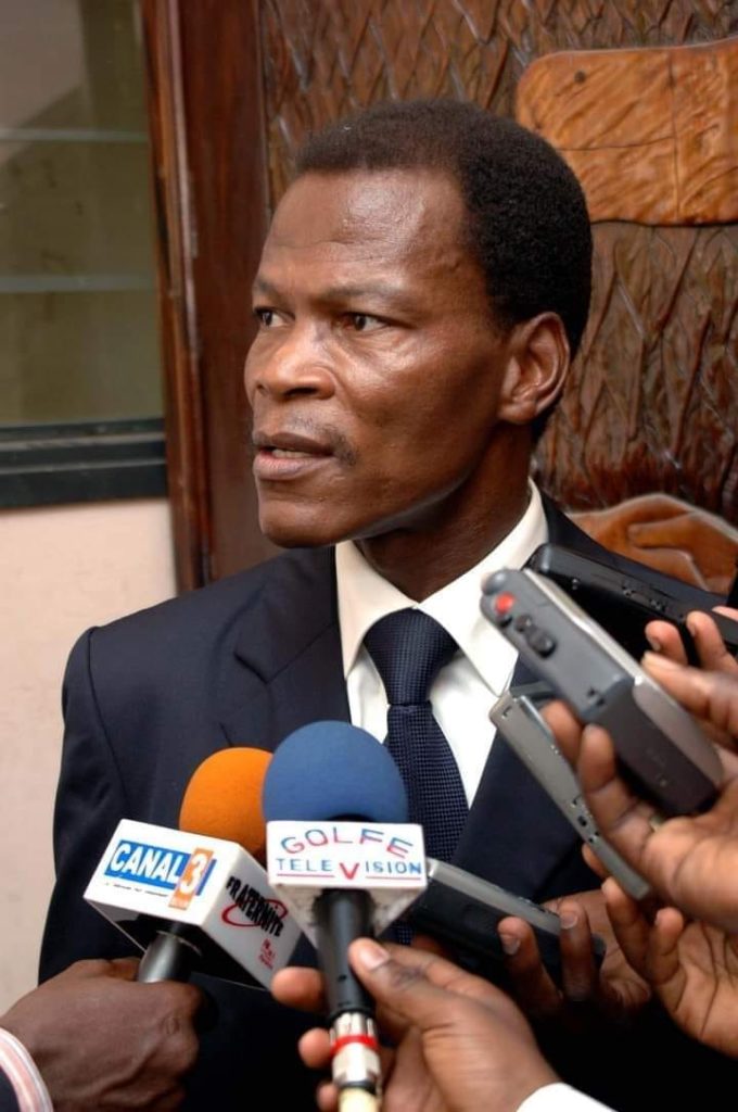 Bénin : Des soutiens de Azannai à la police judiciaire après l’arrestation de leur leader